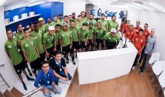 Manaus FC e Elsys renovam patrocínio por mais uma temporada
