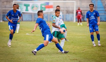 Manaus vence Penarol e confirma liderança do grupo A