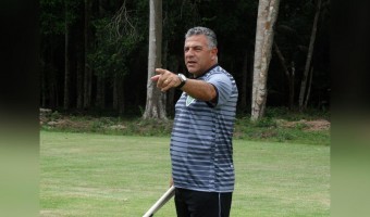 Manaus FC comunica saída do treinador Luizinho Vieira