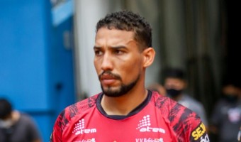Manaus anuncia saída do goleiro Rafael