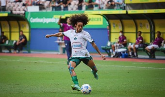 Manaus FC anuncia saída de Douglas Lima