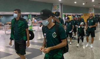 Delegação do Manaus embarca rumo a Santa Catarina para disputa da Copa do Brasil