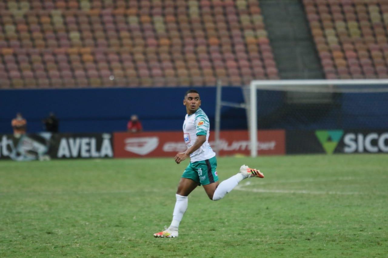 Matheuzinho celebra primeiro gol pelo MANAUSFC e ressalta a força do grupo