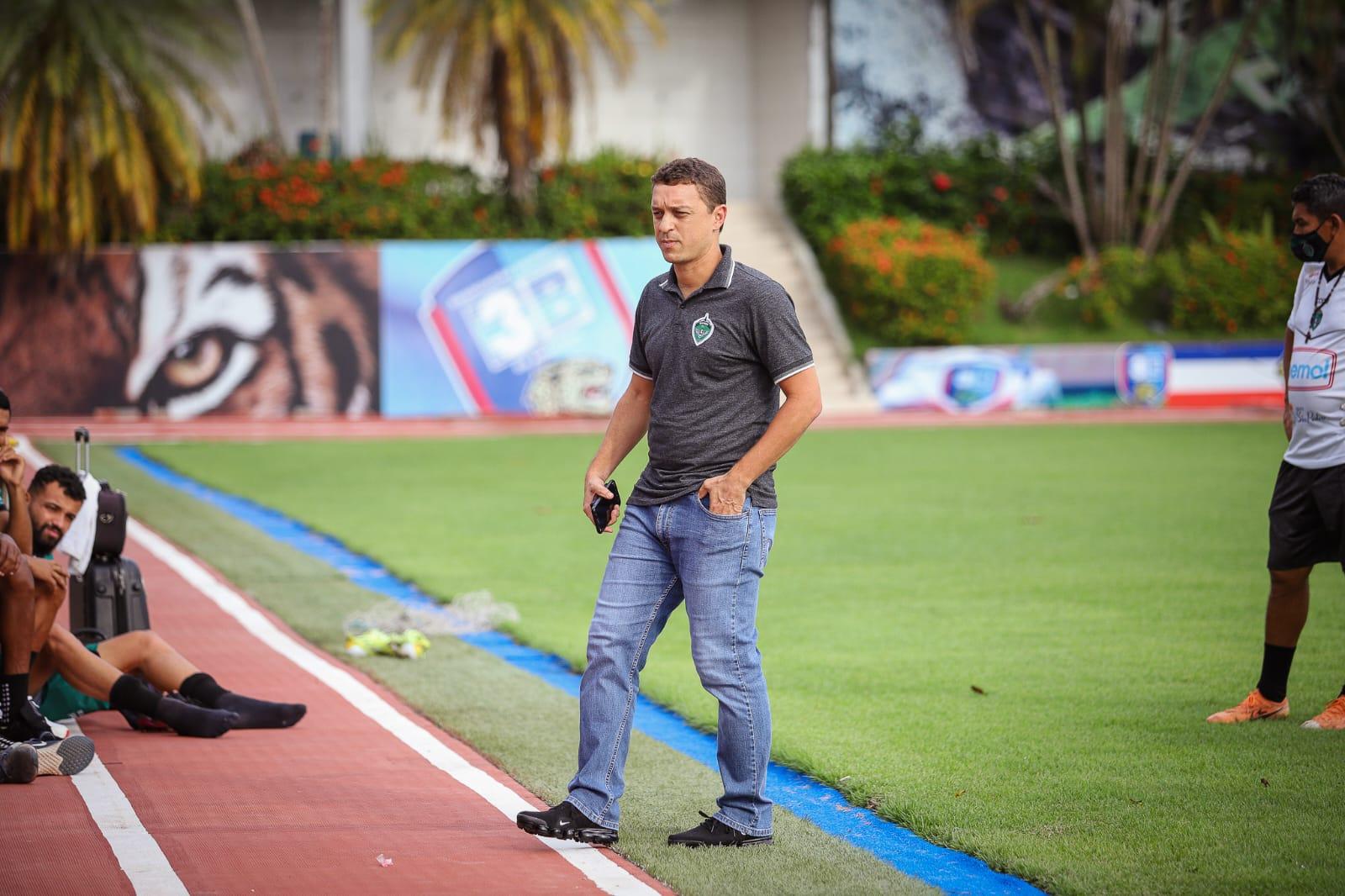 Manaus FC oficializa a saída do executivo Fausto Momente