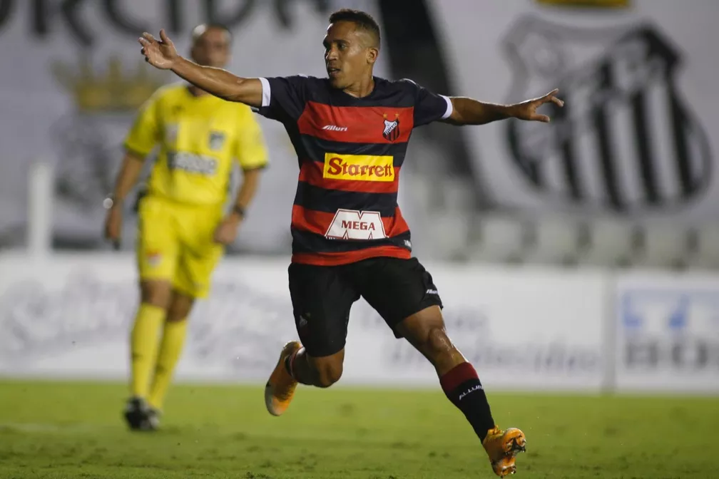 Manaus FC anuncia o atacante Branquinho como novo reforço para a Série C 2022