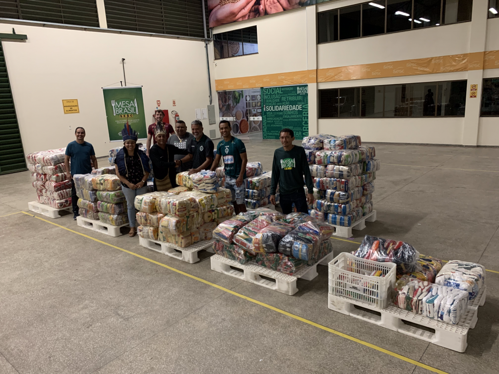Manaus FC arrecada quase 5 toneladas de alimento para povos indígenas