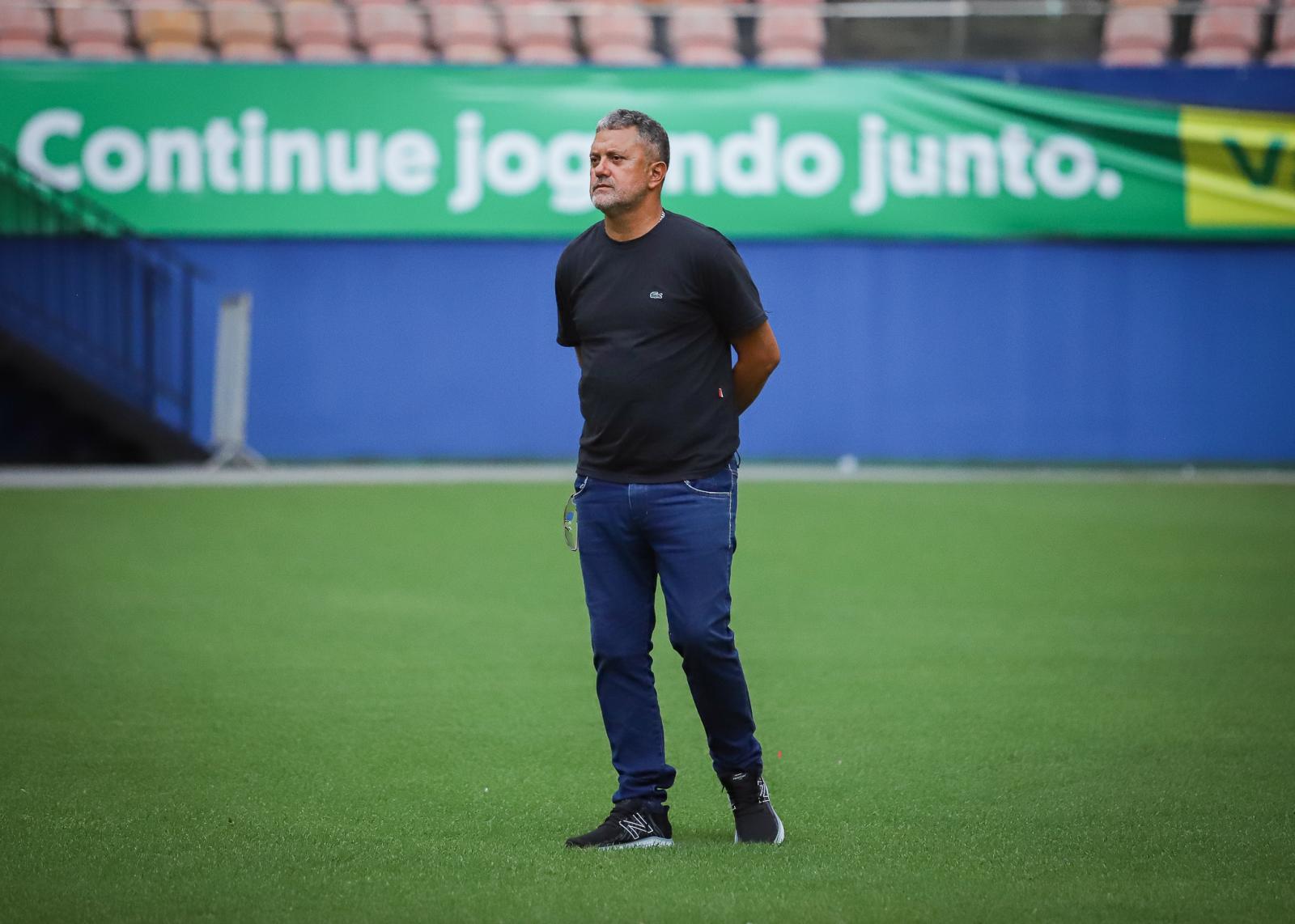 Manaus FC anuncia zagueiro Moisés Lucas do Tombense-MG
