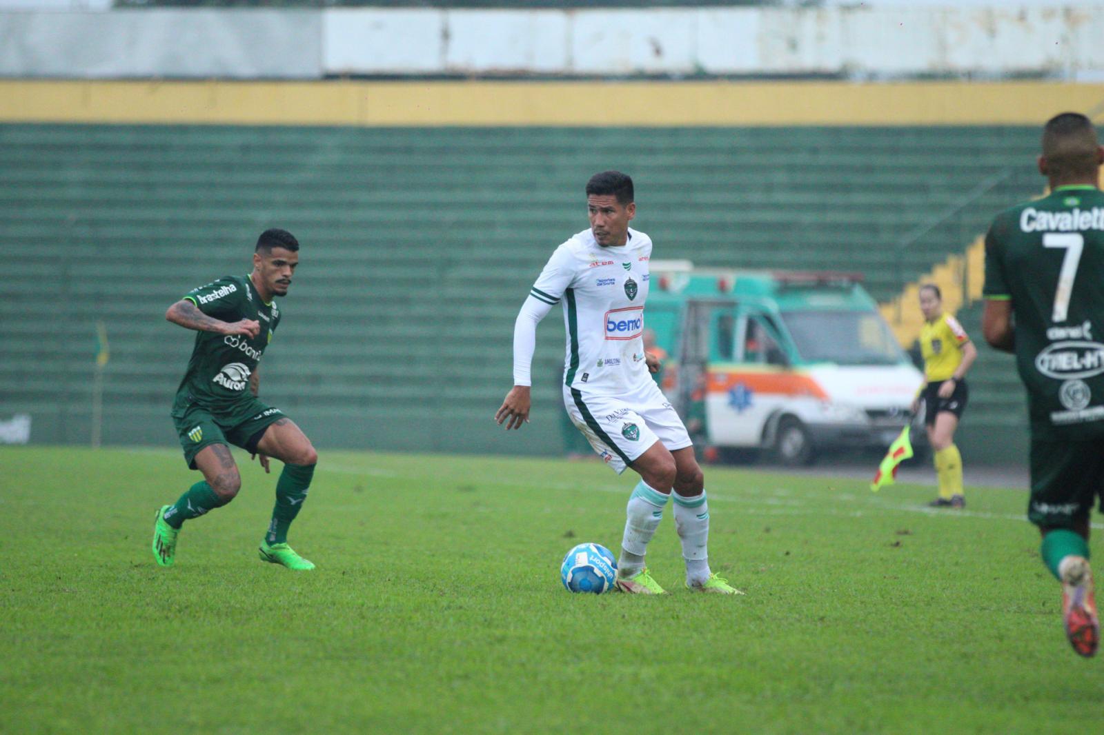Manaus perde por 2 a 0 para o Ypiranga-RS em Erechim (RS)