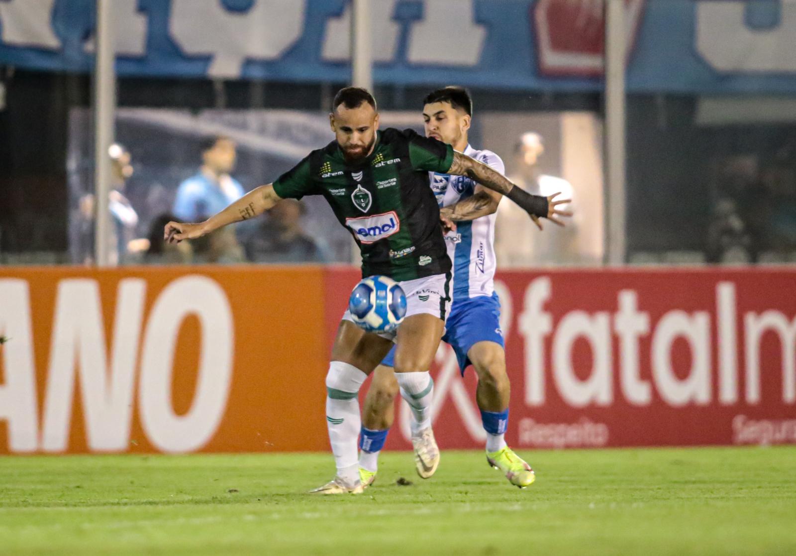 Manaus sofre gol no início e perde para o Paysandu-PA em Belém (PA)
