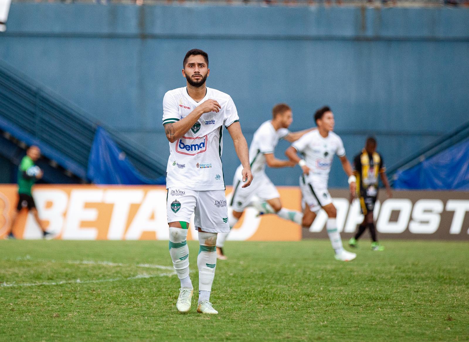 Com gol no fim, Manaus vence o Volta Redonda-RJ no estádio da Colina